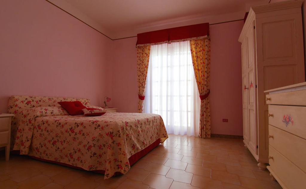 Villa Delle Camelie Gragnano Phòng bức ảnh